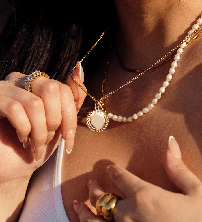 YOUR GUIDE TO PEARL JEWELRY