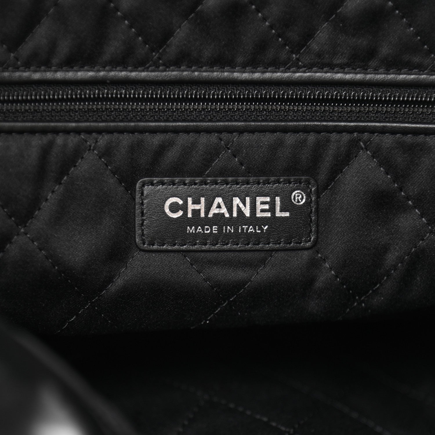 Shiny Calfskin Quilted Small Chanel 22 Black