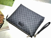 2 colors letter print clutch bag