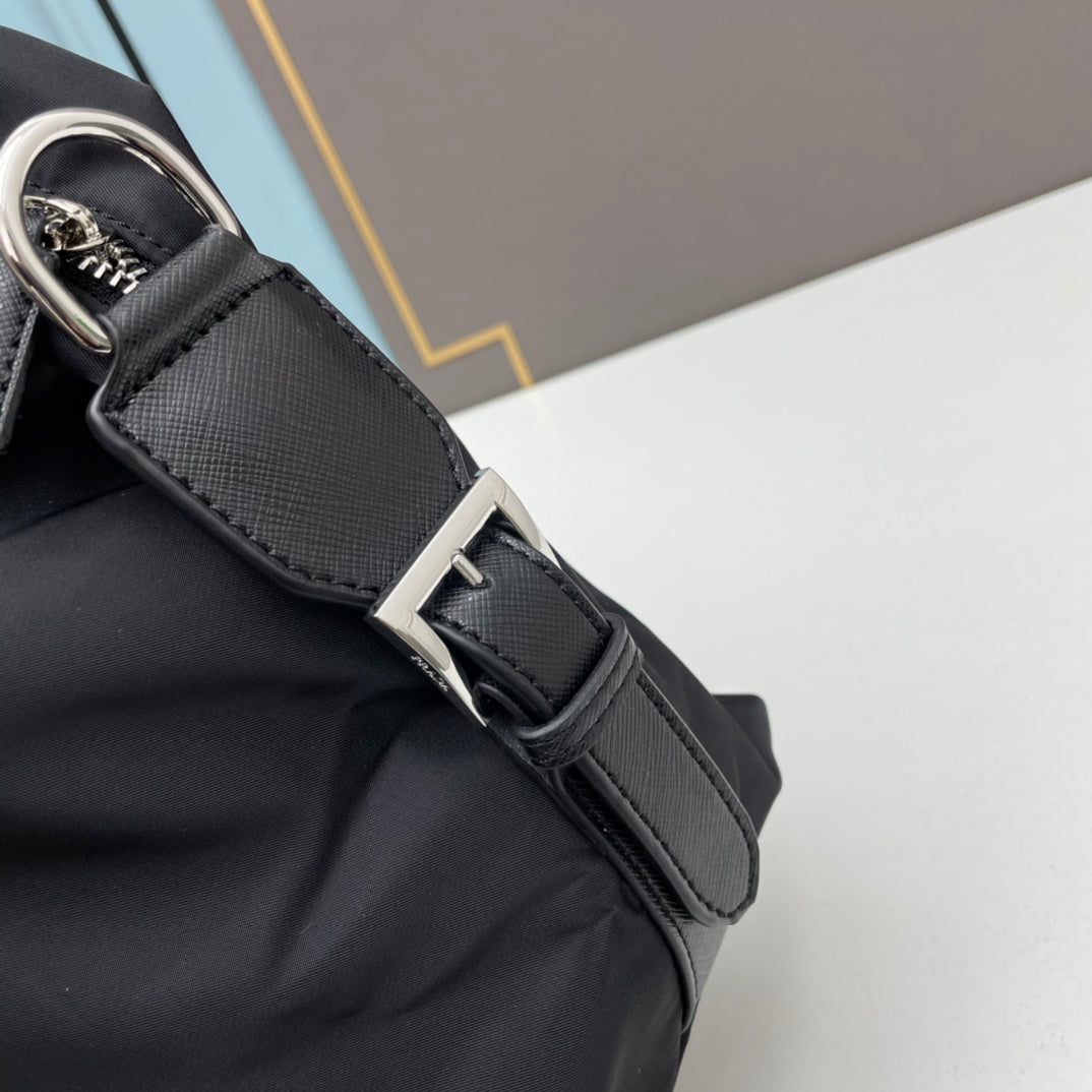 low-profile luxury black travel bag bag