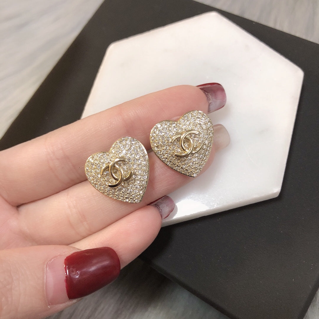 Fashion CC rhinestone earrings