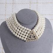 Fashion CC triangle pearl necklace