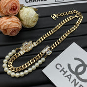 Fashion CC rhinestone pearl necklace