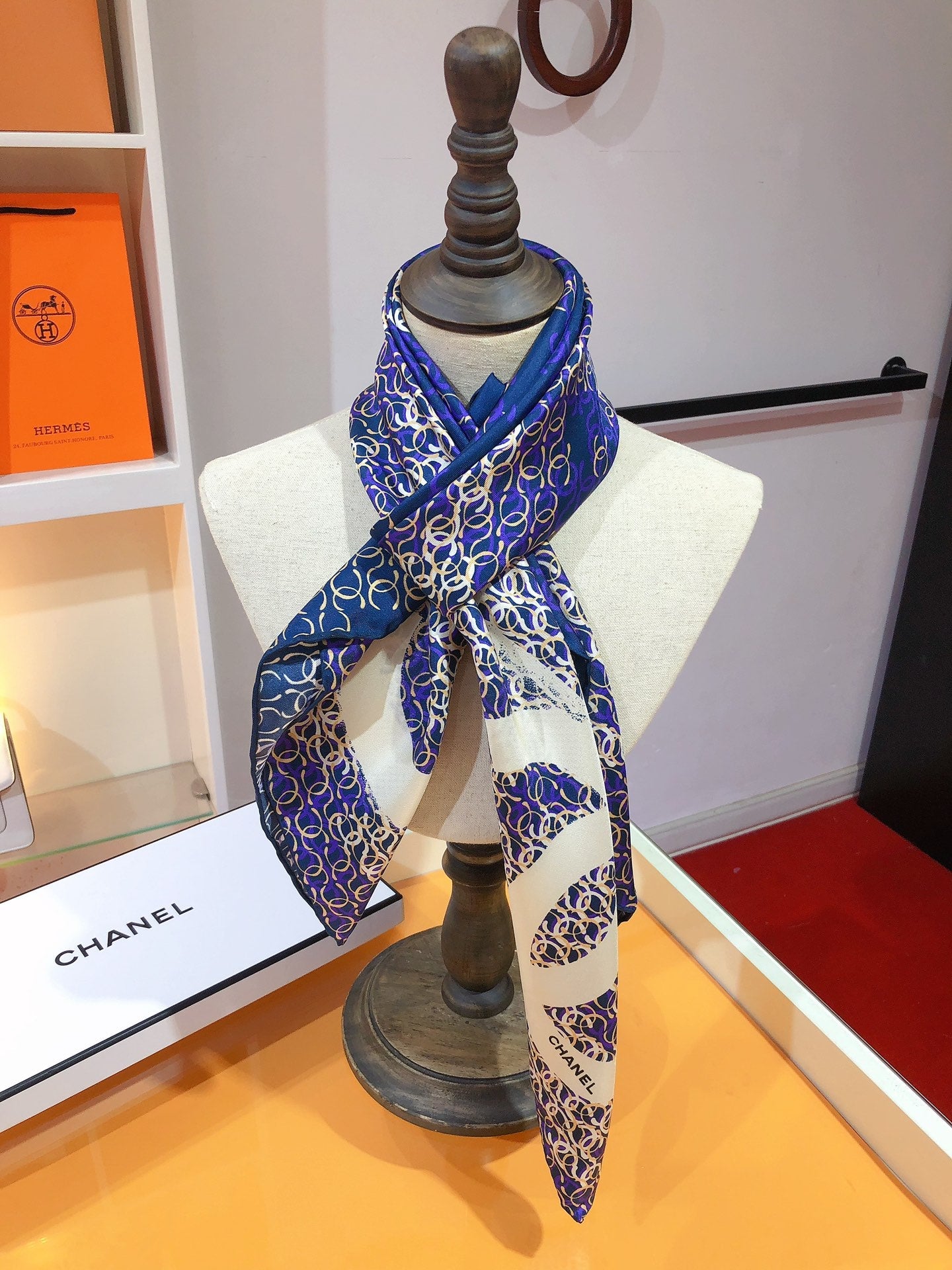 Fashion CC letter stripe printed silk scarf