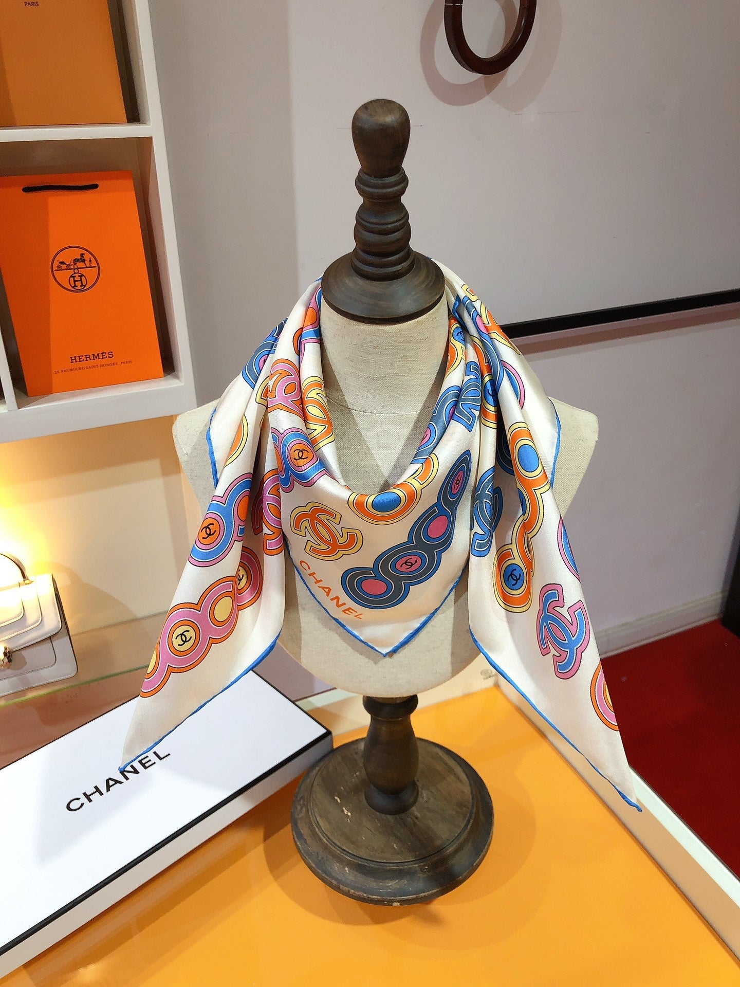 Fashion CC letter stripe printed silk scarf