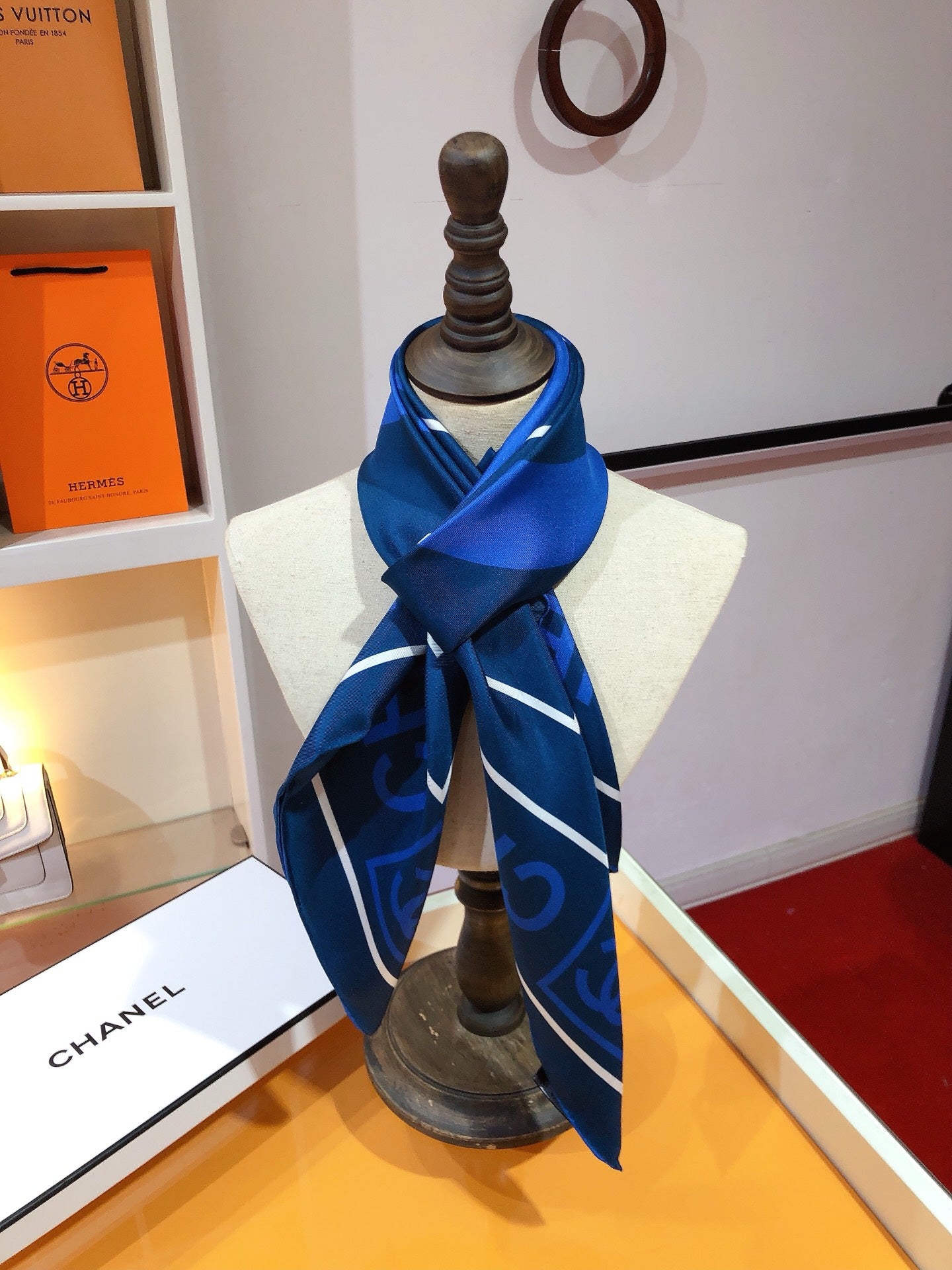 Fashion CC letter stripe printed silk scarf