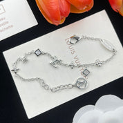 Classic four-leaf clover bracelet