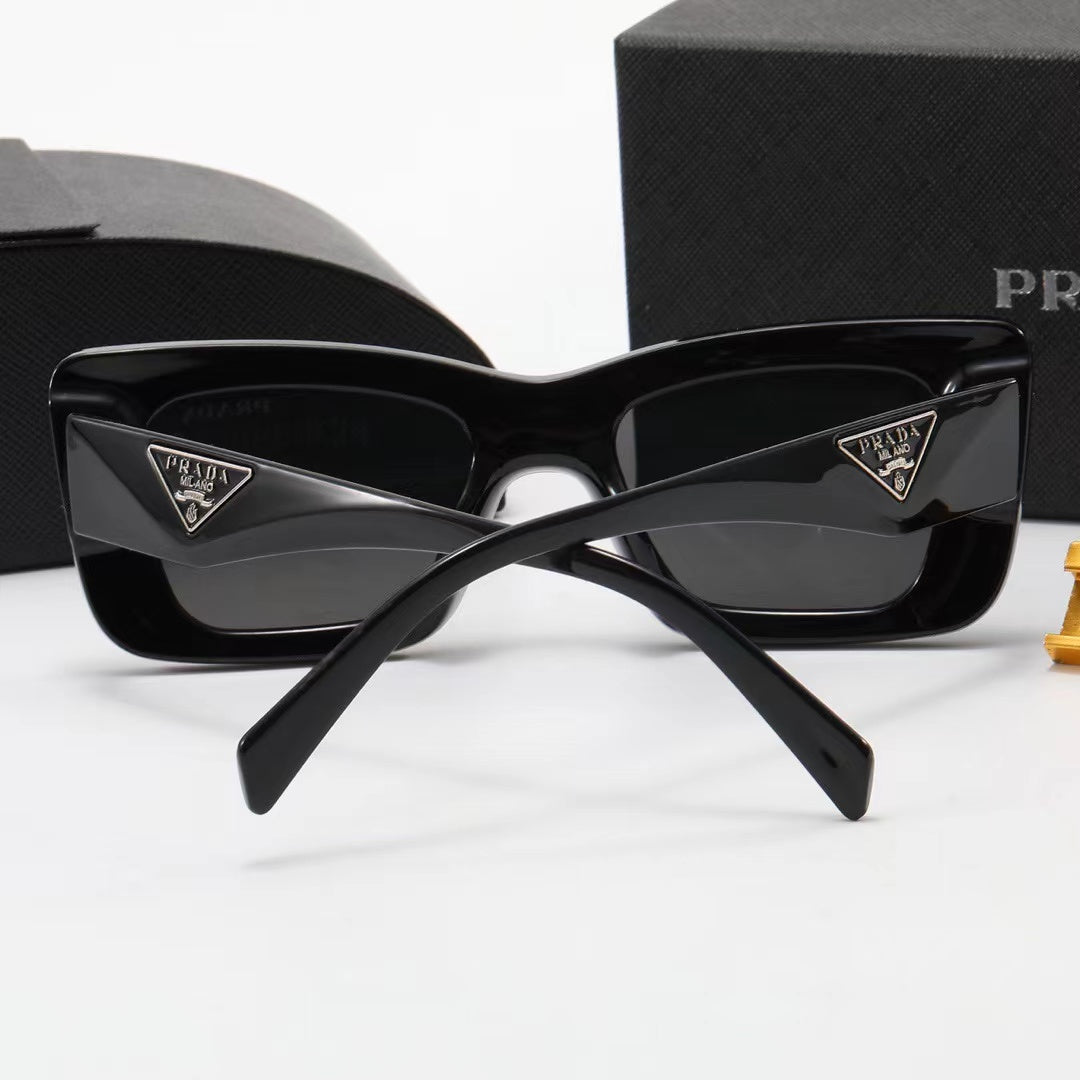 4 Colors Fashionable PA Square Frame Sunglasses Polarized