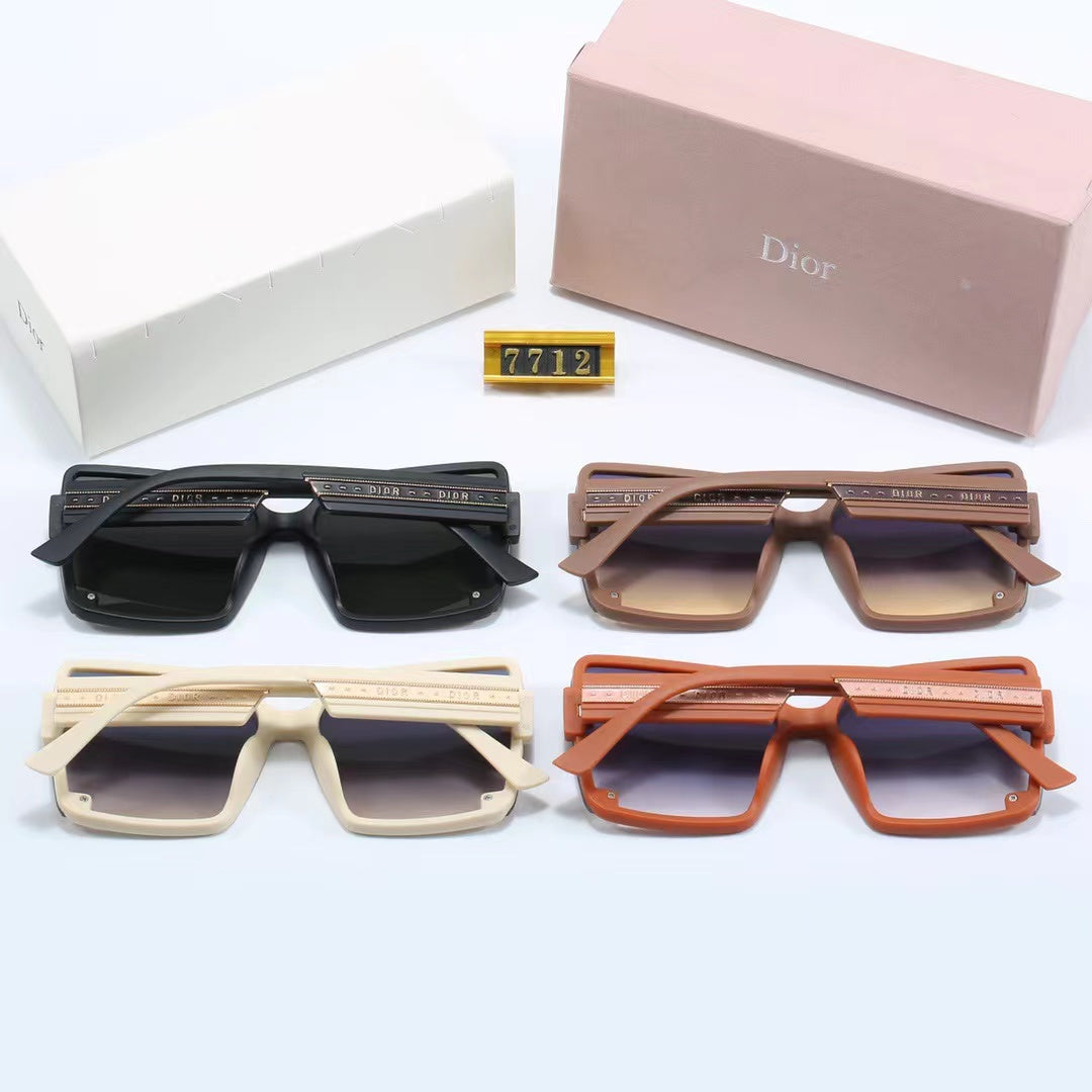 4 Color Women's Sunglasses—7712