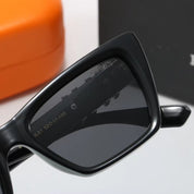 4-color fashionable HE letter temple polarized sunglasses