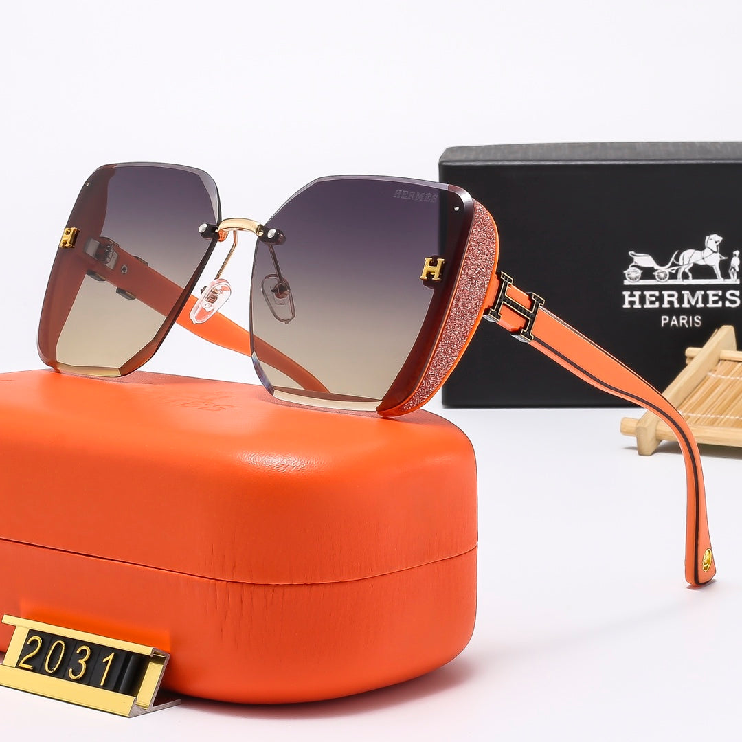 4 Color Women's Sunglasses—2031