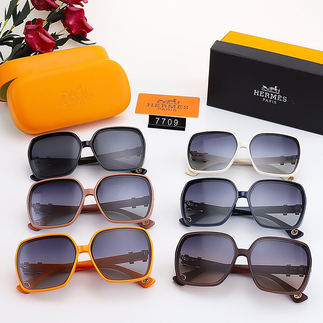 6 Color Women's Sunglasses—7709