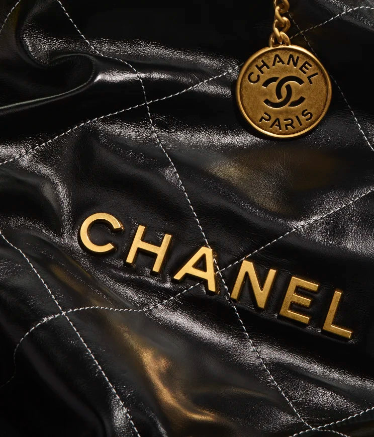 CHANEL 22 HANDBAG