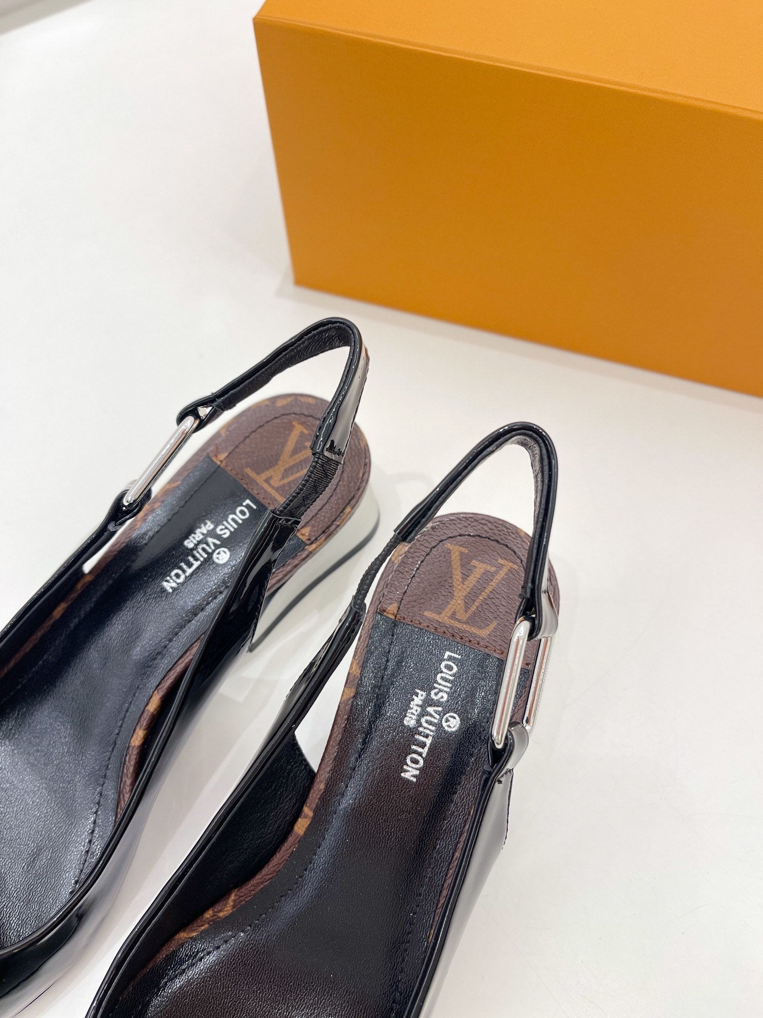 L Magnetic Slingback Pump Black For Women L 1A9O7U