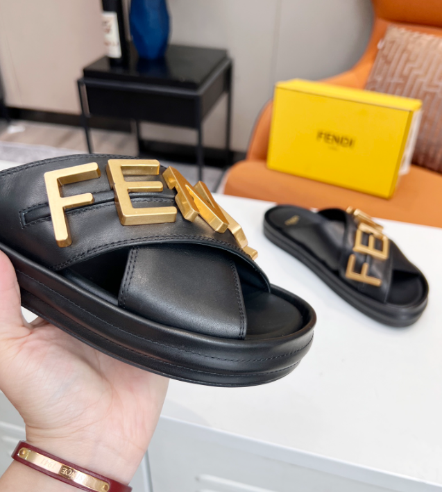 FD REFLECTIONS SLIPPERS