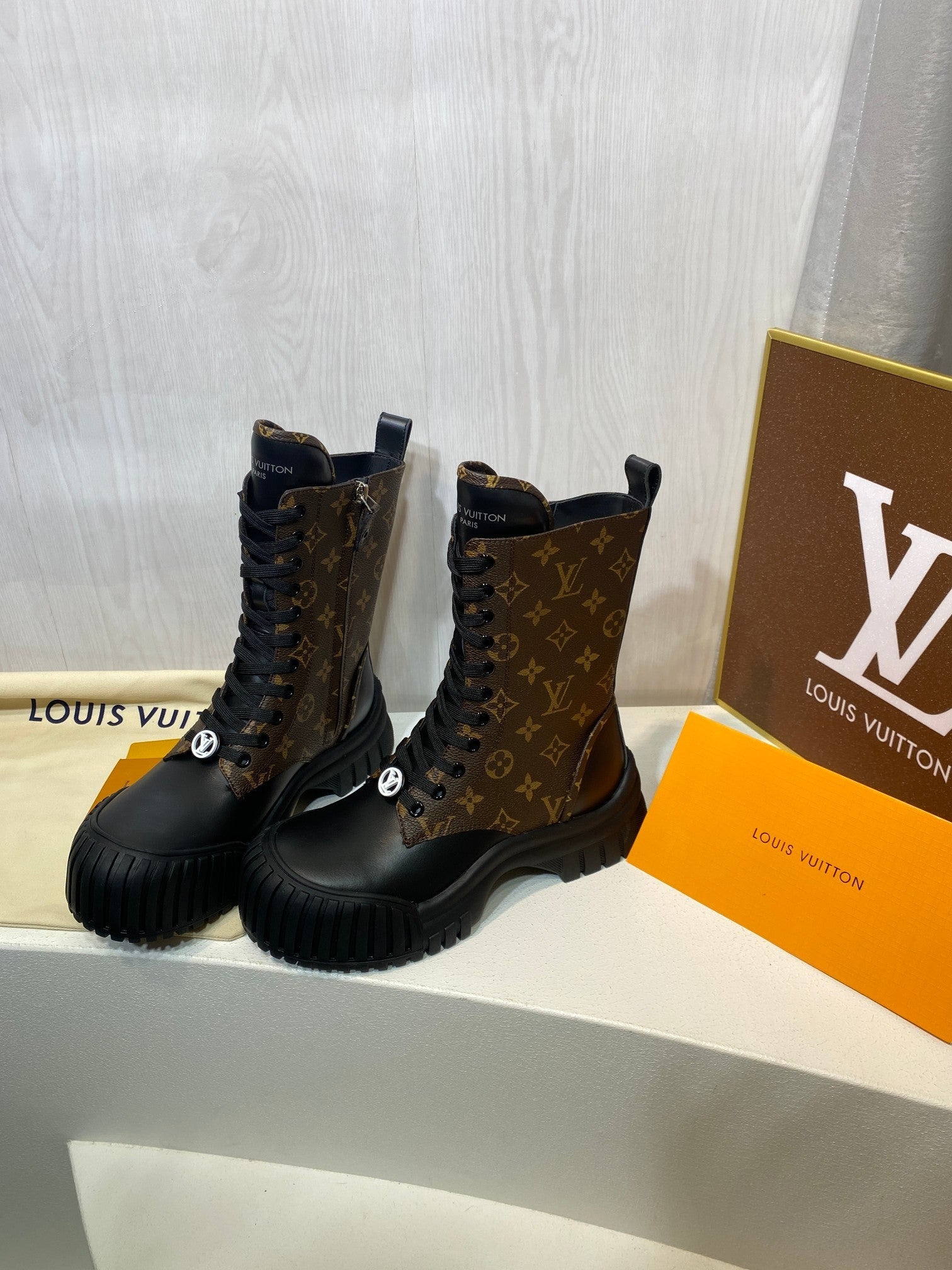 Louis new arrival boots