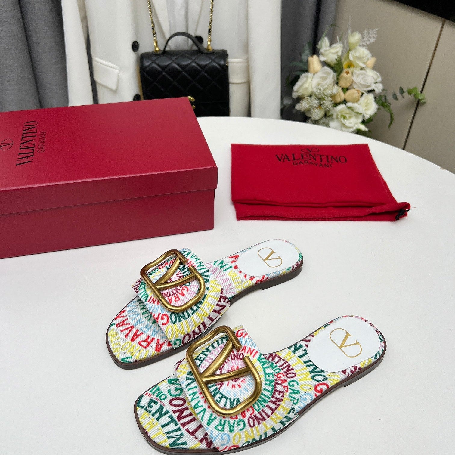 Val New arrival women slippers 01