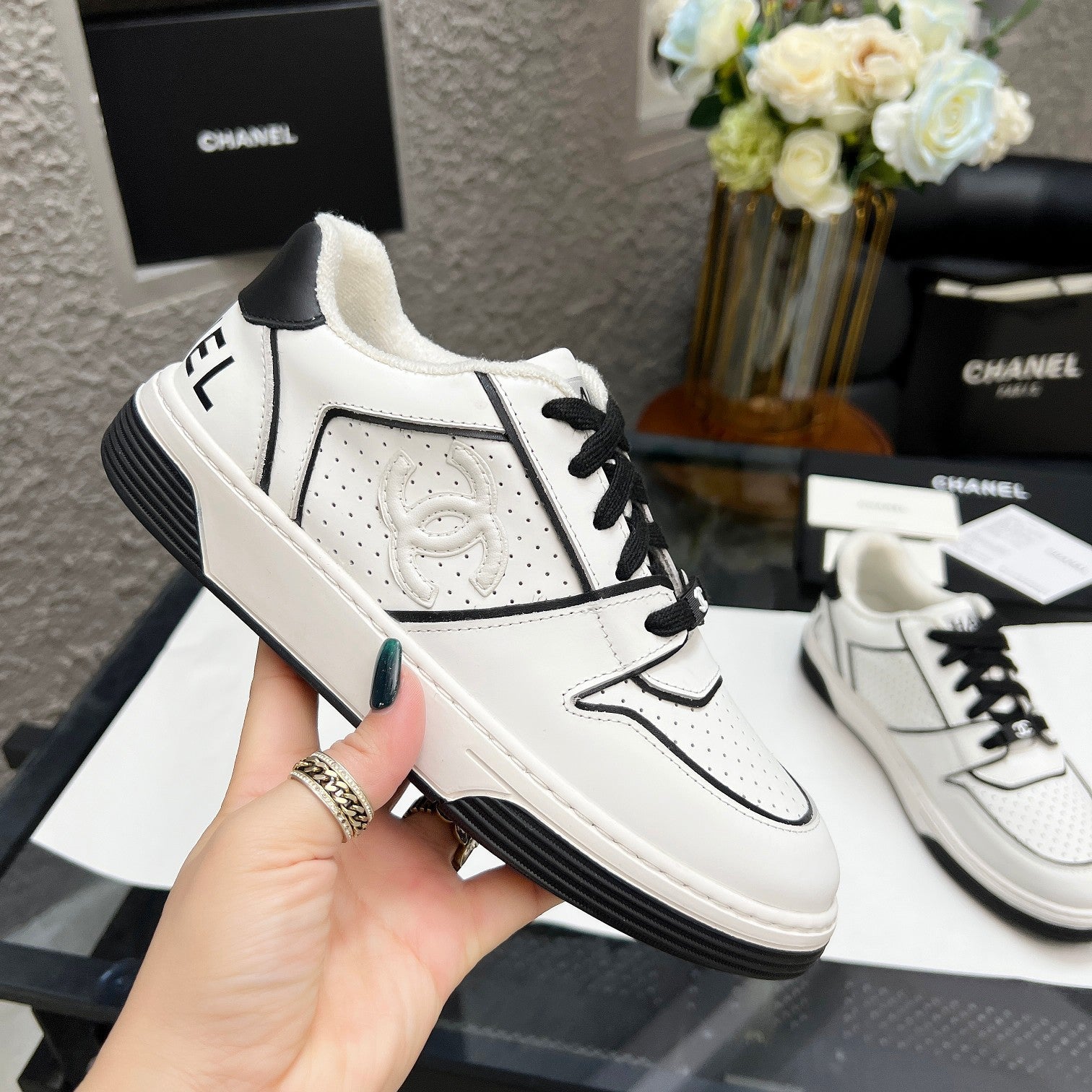 CC new arrival women sneakers 02