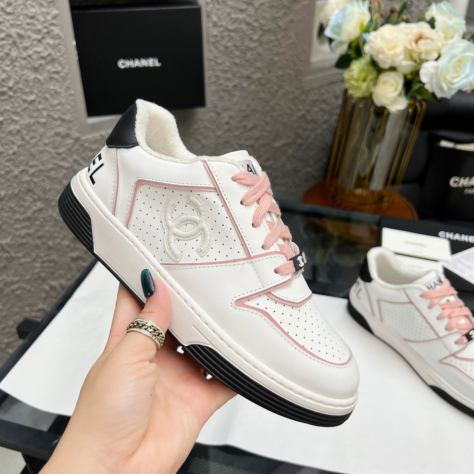 CC new arrival women sneakers 02