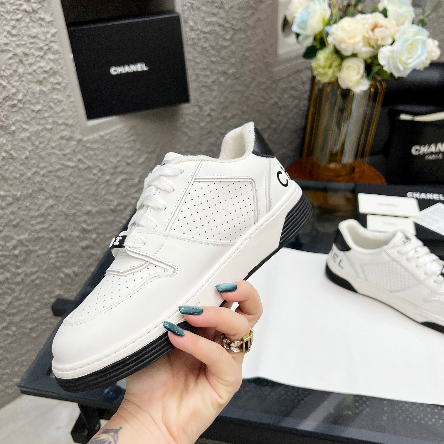 CC new arrival women sneakers 02