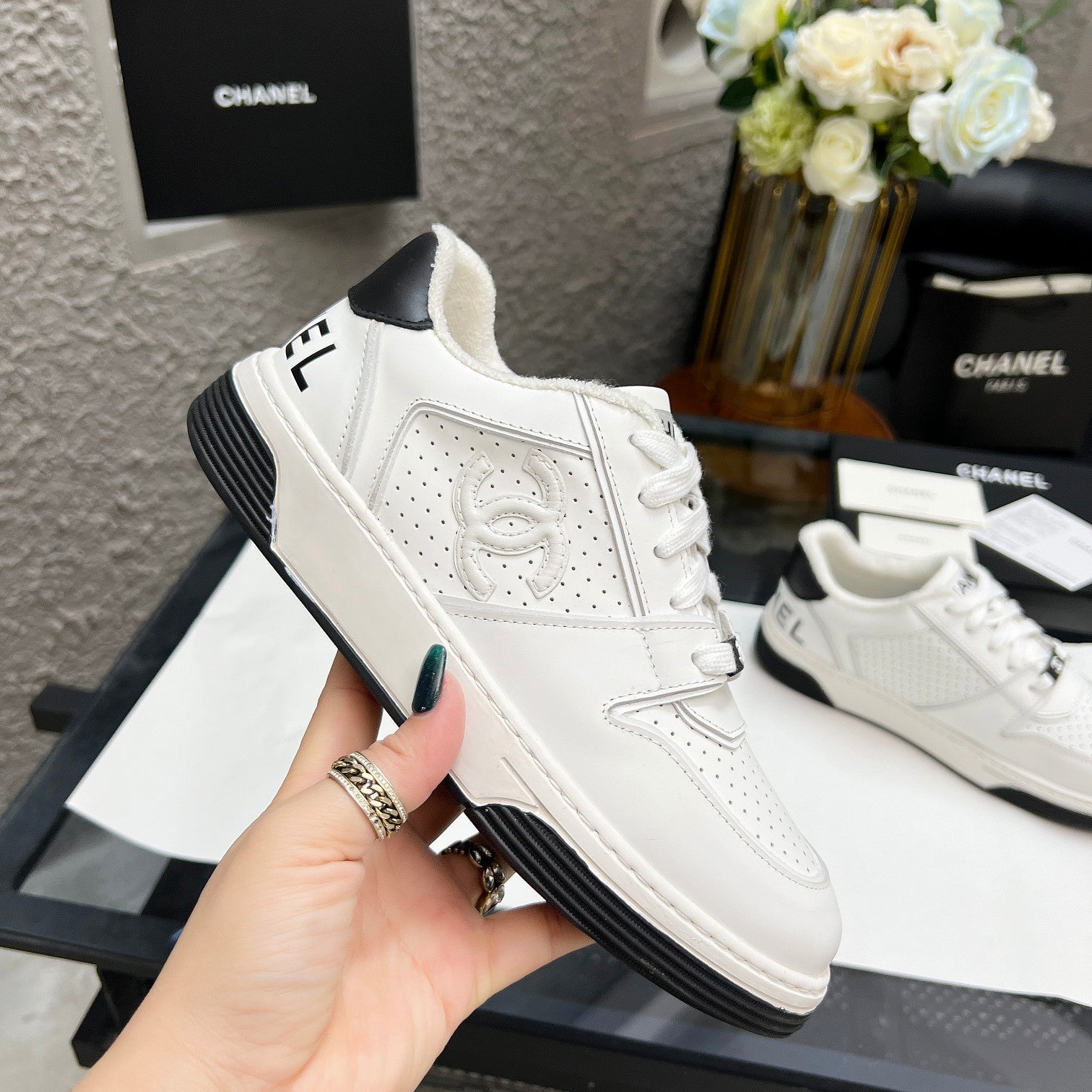 CC new arrival women sneakers 02