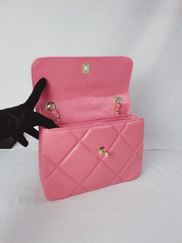 "C" FLAP BAG TOP HANDLE