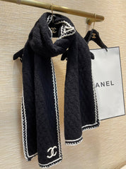 ladies knitted scarf