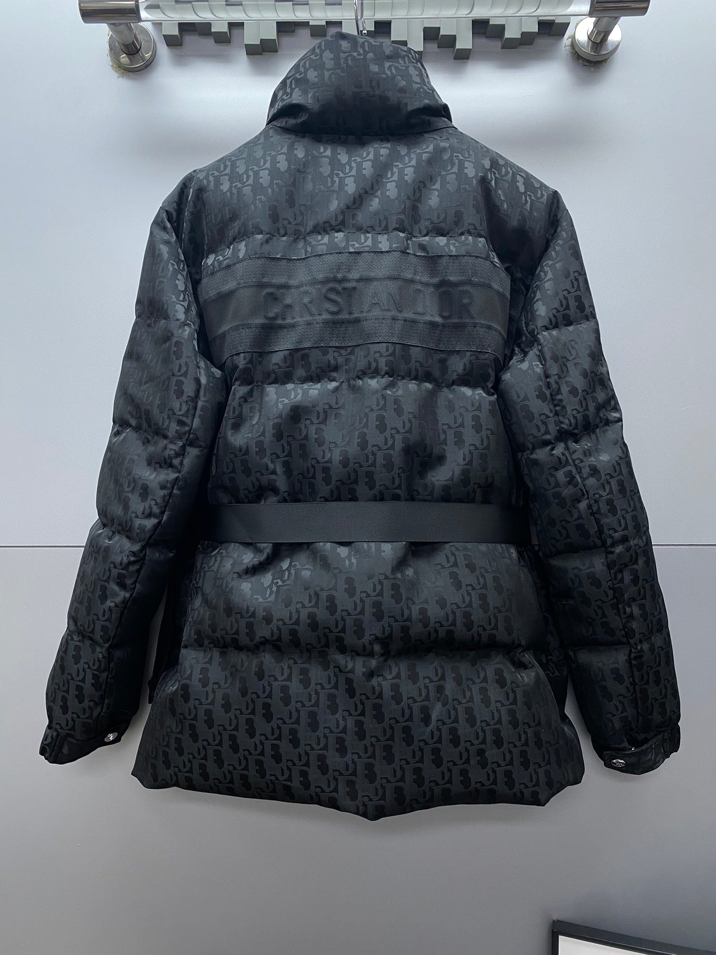 Stand-up collar jacquard Web down jacket&nbsp