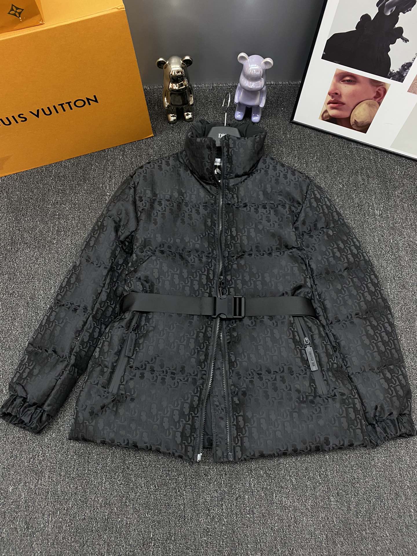 Stand-up collar jacquard Web down jacket&nbsp